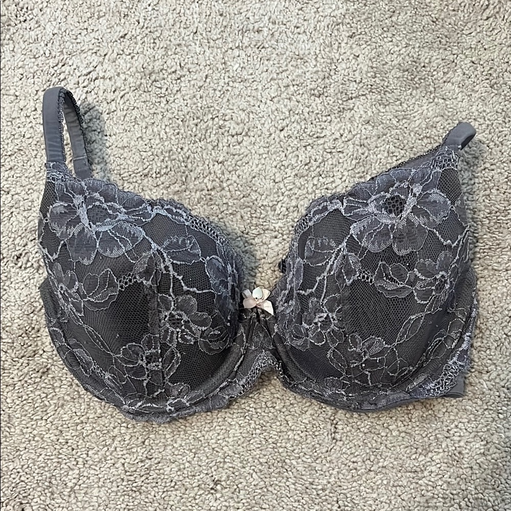 Victorias Secret Gray Lace Bra